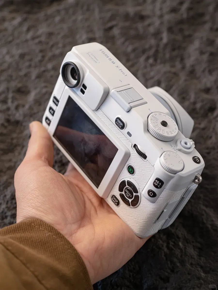 Fujifilm X-Pro1 Custom Modified - Arctic White