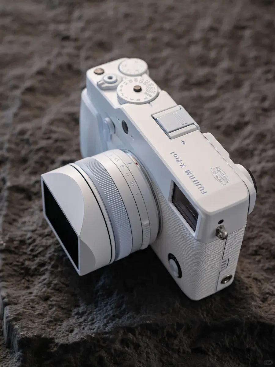 Fujifilm X-Pro1 Custom Modified - Arctic White